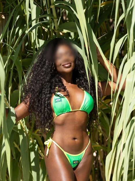 MULATA, brasileira ÚLTIMO DIA GUIMARÃES, anal inesquecível