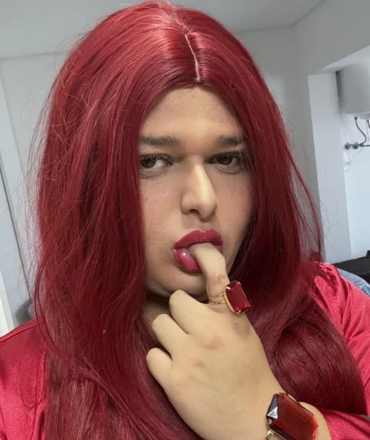 NAMORADINHA CALMA E MEIGA, SEM PRESSA